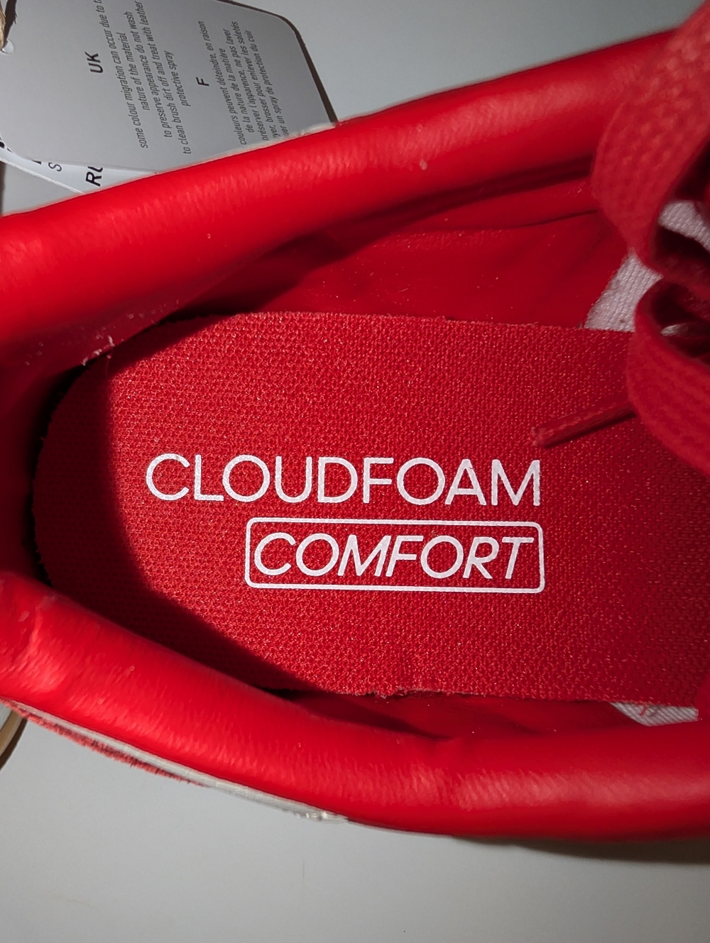 Adidas Run 70s 2.0 Cloudfoam Comfort Sneakers Red White  NWT Womens Size 7 - Picture 5 of 8